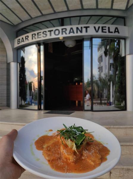 Vela Hotel Restaurant Golem  Exterior foto